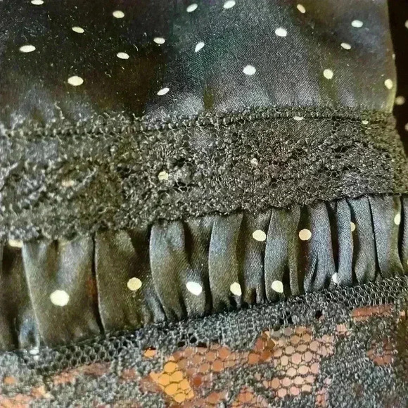 White House Black Market Polka Dot Tank Top in a Size Extra Small - Picture 4 of 5